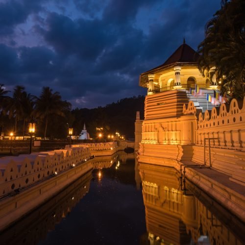Temple,Of,The,Sacred,Tooth,Relic,At,Kandy,,Sri,Lanka